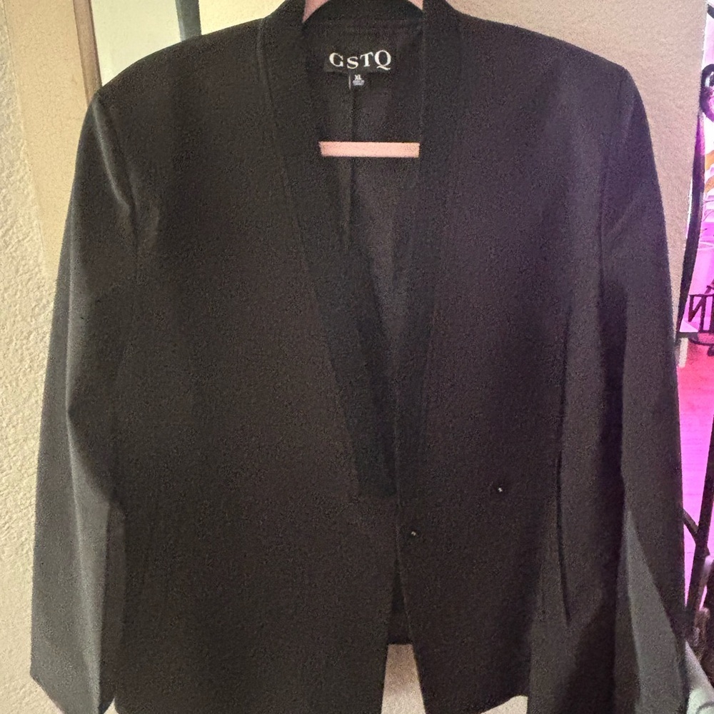 GSTQ Women's Black Cape Jacket